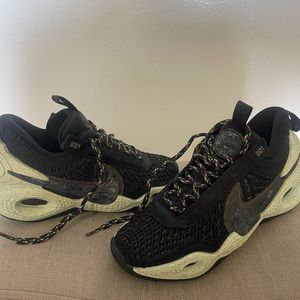 Women’s Nike Sneakers